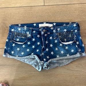 Frankie B jean shorts size 25. Low rise
